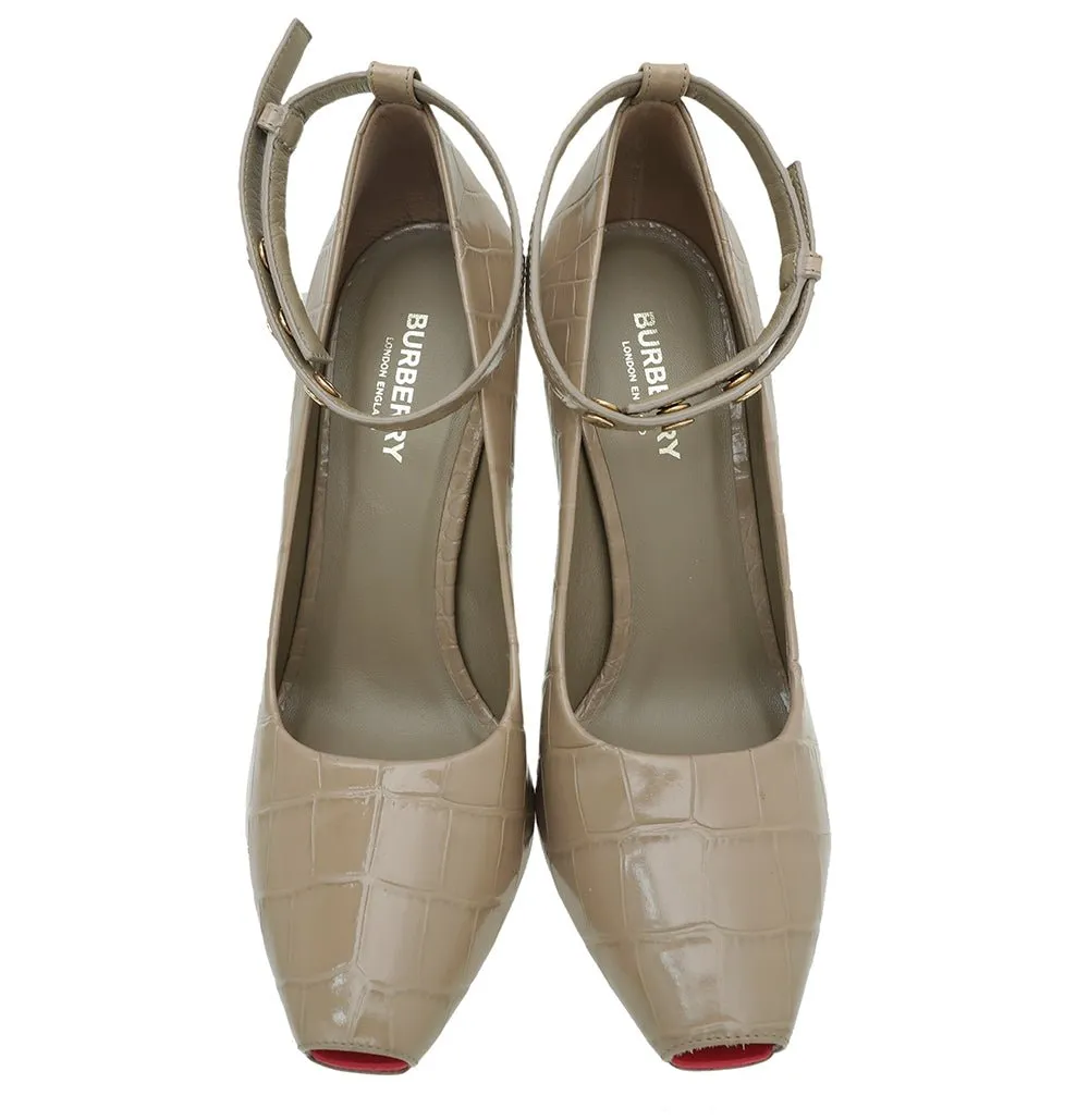 Burberry Dark Honey Croc Embossed Jermyn Pump 38