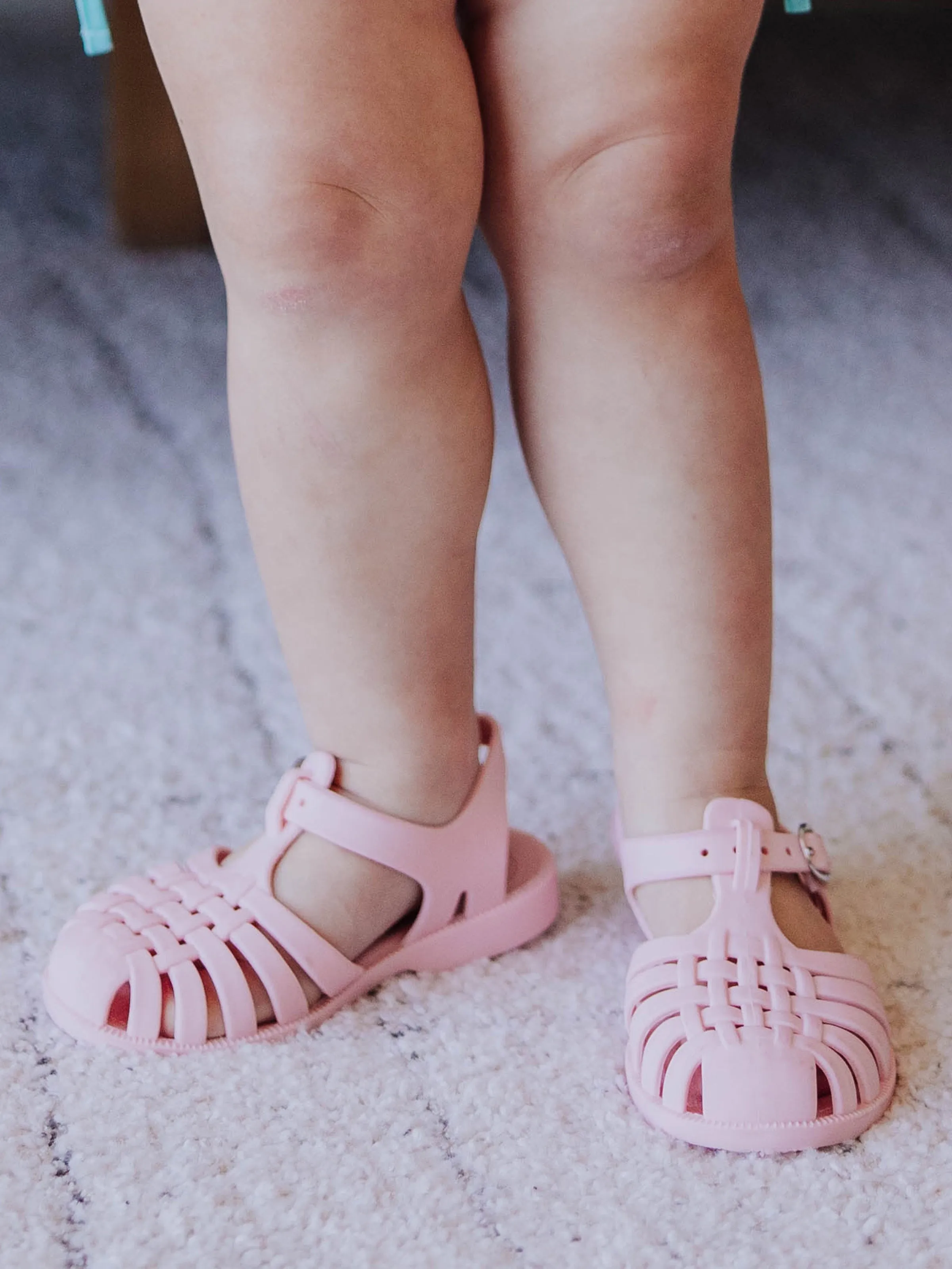 Matte Jelly Sandals - Oh So Pink