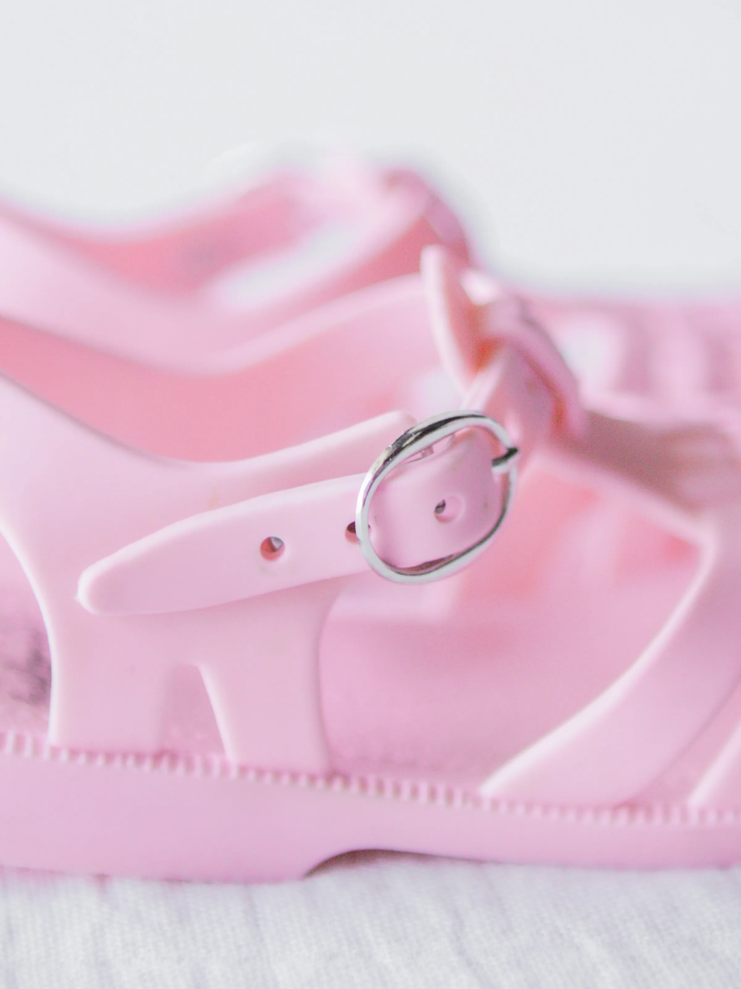 Matte Jelly Sandals - Oh So Pink